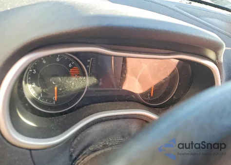 2018 Jeep Cherokee Latitude z USA, uszkodzony, nr VIN 1C4PJLCB1JD534015